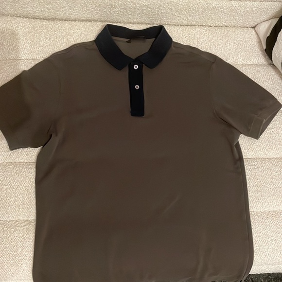 Prada Polo - Picture 2 of 3